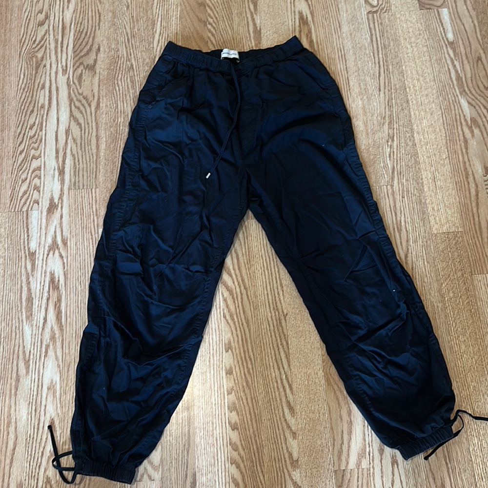 Abercrombie black parachute pants - size M